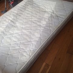 Free double mattress