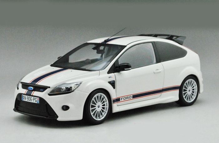 Ford Focus RS mk2 Le Mans Edition 2010 New in Box 1/18