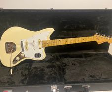 Menapia Guitars Custom Jaguar
