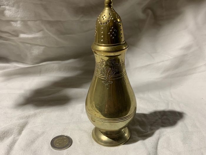 brass salt / pepper shaker