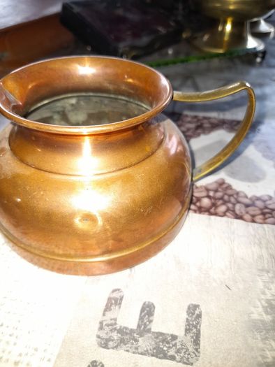 Beautiful Old Copper and Brass Jug, Postage Available or Collection on all my items,