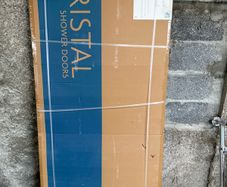 bi fold shower door