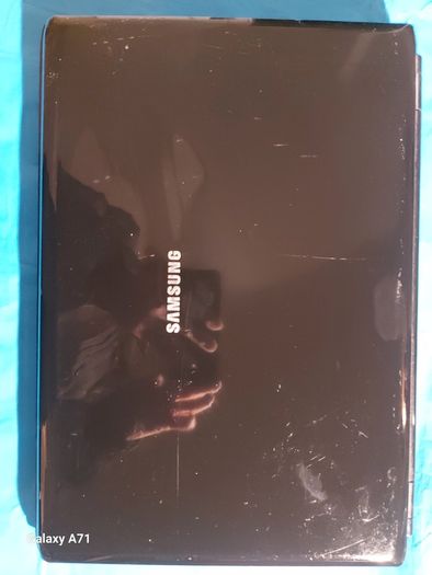 Samsung R610 15.6 inch Laptop, 3GB Ram, 300GB HDD, Intel Core 2 Duo CPU T6400 2.00GHz, indows 7 Home Premium, Chrome, Youtube, and VLC for best movie experience
