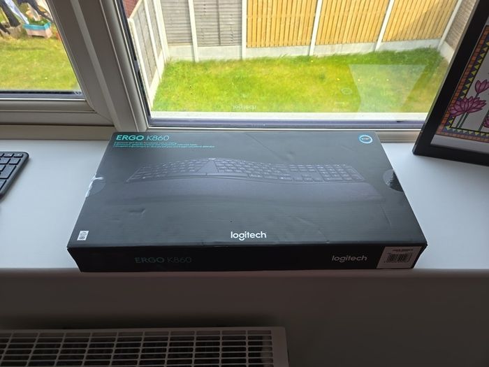 Good as new Logitech Ergo K860