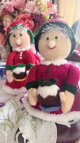 Christmas Tea Cosy Handknitted