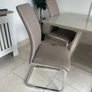 Dining table Image 2