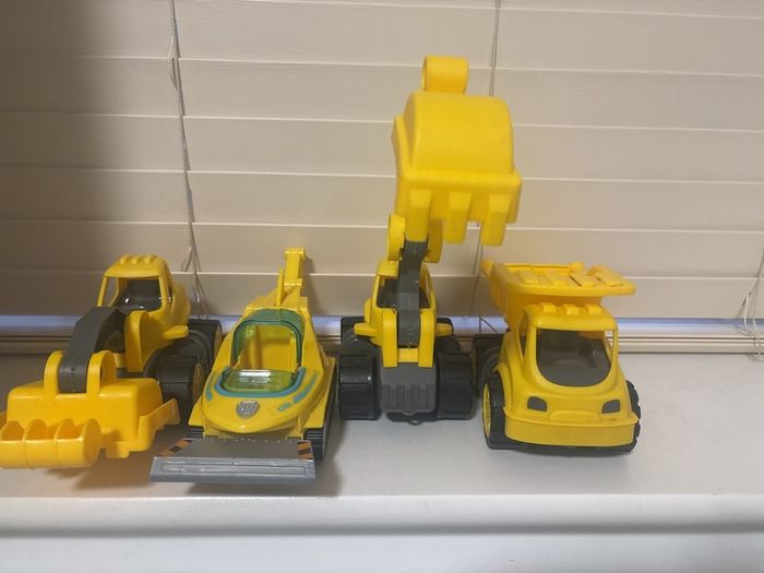 Assorted toys