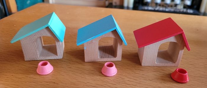 Handmade dog / puppy sets for dolls houses + kennels etc