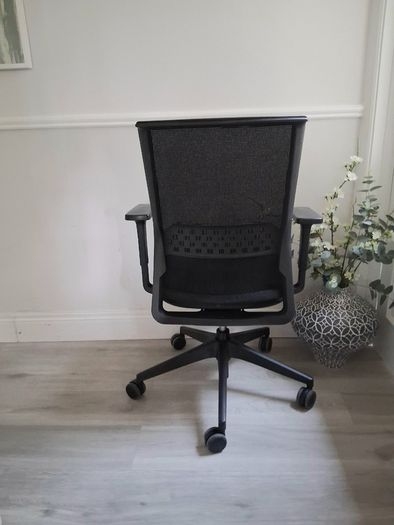 Ergonomic Office Chair