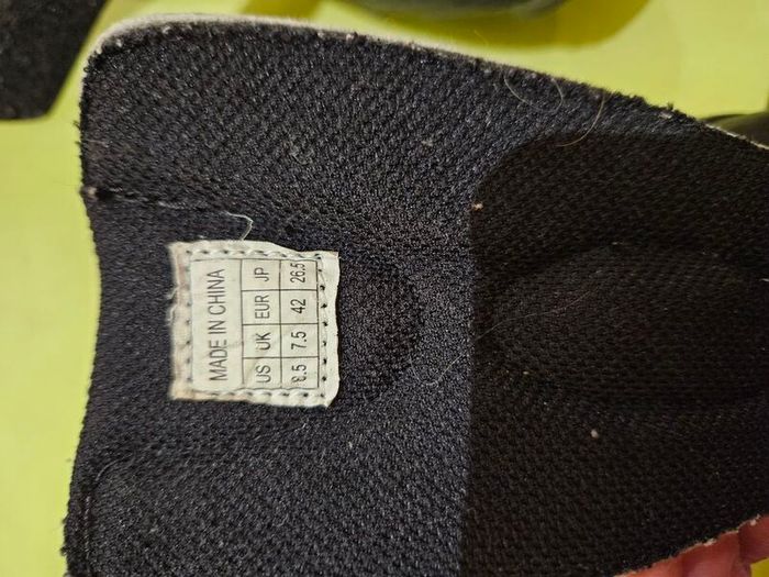 cycling shoes