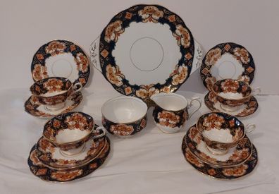 Fabulous Vintage Collectable Royal Albert Bone China Teaset for Four in the Stunning Pattern, Heirloom, Imari Style in Indigo Blue, Rust and Gilt, Mint/ Cabinet Condition