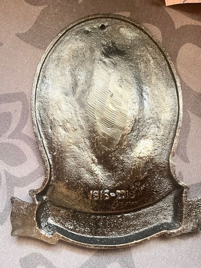 Cast iron plaques