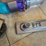 Dyson 5 gen with 2 Batteries Image 6