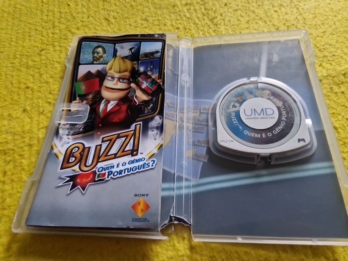 Buzz Quem E o genio Portugues ?  PSP PlayStation