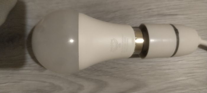 Single bulb light for ceiling