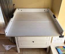 IKEA - Changing table - Sundvik