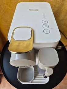 Coffee machine: DeLonghi Nespresso Lattissima One