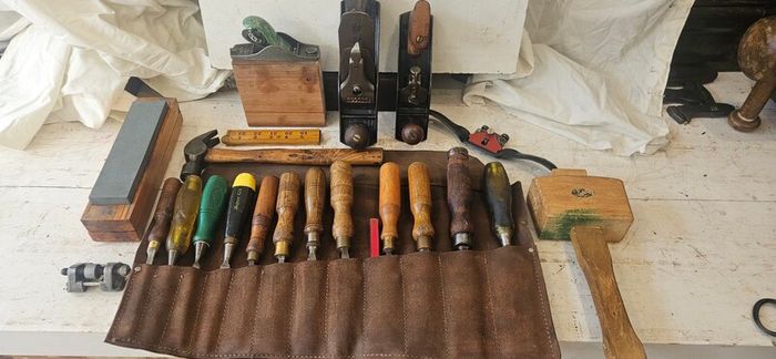 chisel roll and tool bundle