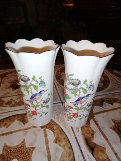 Pair Vintage Aynesley vases