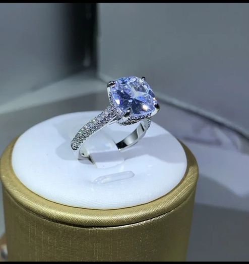 Sterling Silver Solitaire Ring