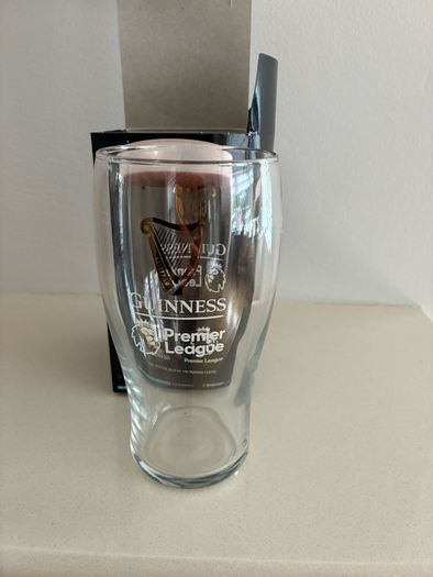 24 Guinness Pint Glasses.