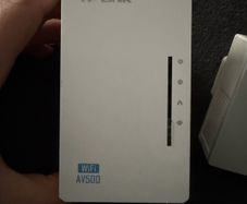 TP-Link AV500 Powerline Wi-Fi Extender Starter Kit (TL-WPA4220 KIT)