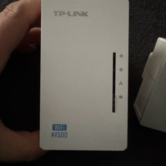TP-Link AV500 Powerline Wi-Fi Extender Starter Kit (TL-WPA4220 KIT)