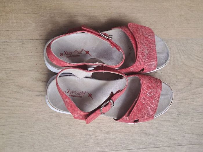 sandals