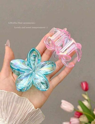 Flower clips