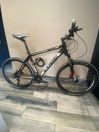 mountain bike