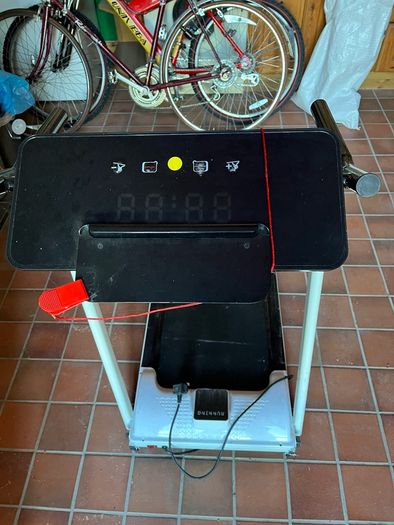 Exercise treadmill