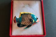 Tropical Angelfish Brooch Colorful Enamel &amp; Rhinestone Fish Pin - Nautical Sea Life Theme Jewellery (X01)