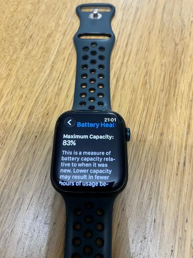 Apple Watch 8 GPS + Cellular
