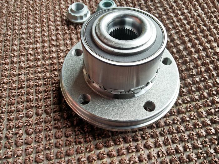 VW Touareq Transporter Multivan, Front/Rear Wheel Bearing Kit