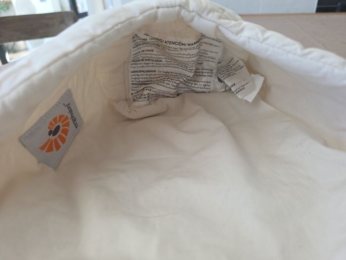 Ergobaby 360 carrier with newborn insert