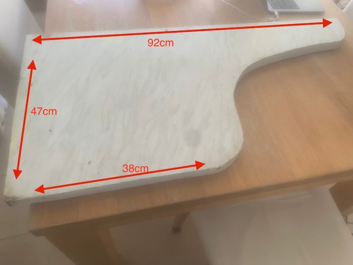 Corner Shelf with curve White Grey