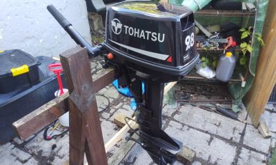 tohatsu 9.8 2 stroke outboard engine.