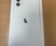 Iphone11 (white 128gb)