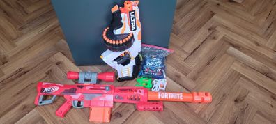 Selection of Nerf Guns( 6 Guns in total) and Nerf bullets