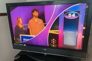 Sony Bravia 40 inch LCD TV KDL40W2000 With Original Remote