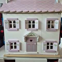 Le Toy Van Wooden Sophie's dolls house