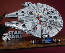 lego UCS millennium falcon