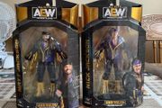 wwe AEW unrivaled series 7 The young bucks Nick Jackson &amp; Matt Jackson action figures