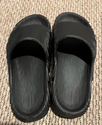 sliders size 13