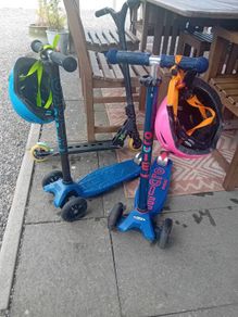 2 x Maxi scooter plus stunt scooter