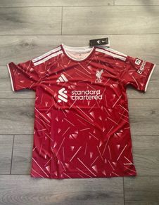 26/27 Liverpool Home Jersey Size M