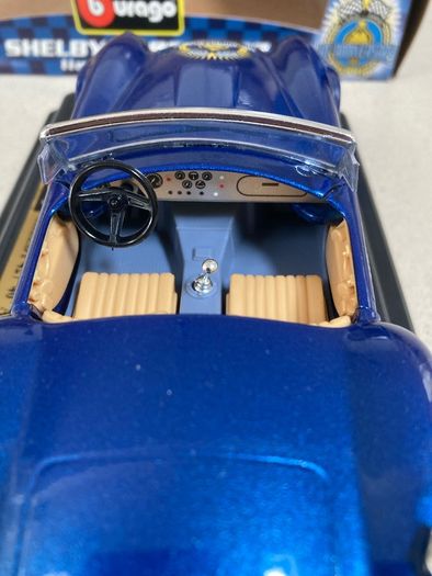 Shelby Cobra 427 40 Years anniversary scale 1/24 Burago