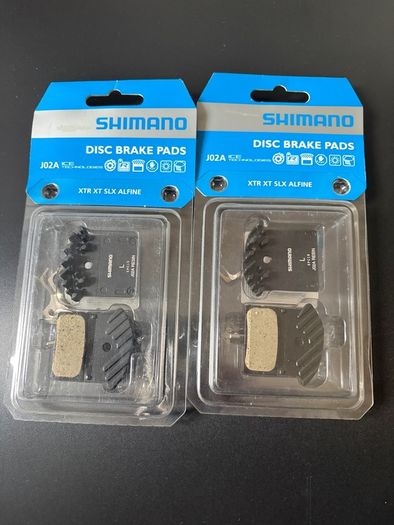 Shimano J02A resin disc brake pads - 2 pairs