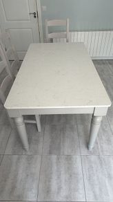 Table & Chairs