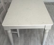 Table & Chairs